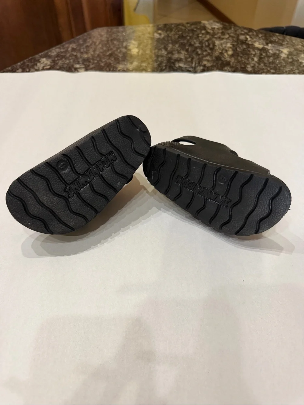 Kids Black Double-Strap Sandals Size 5